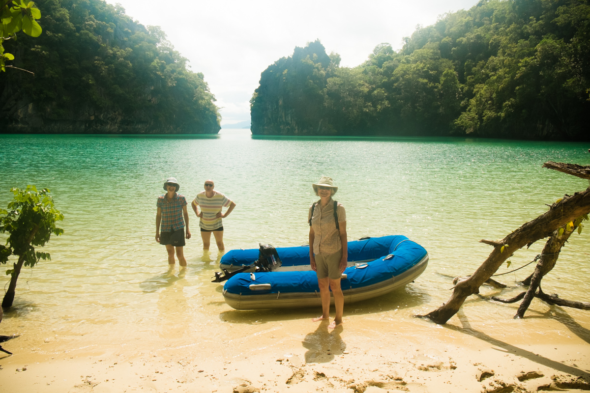 Wij zijn verheugd dat we de november zeilvakantie in Langkawi samen doorbrengen met Fiona, Alison en Peter.